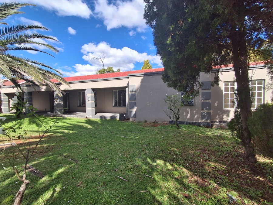 3 Bedroom Property for Sale in La Hoff North West